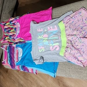 4 Athletic Tanks & Outift